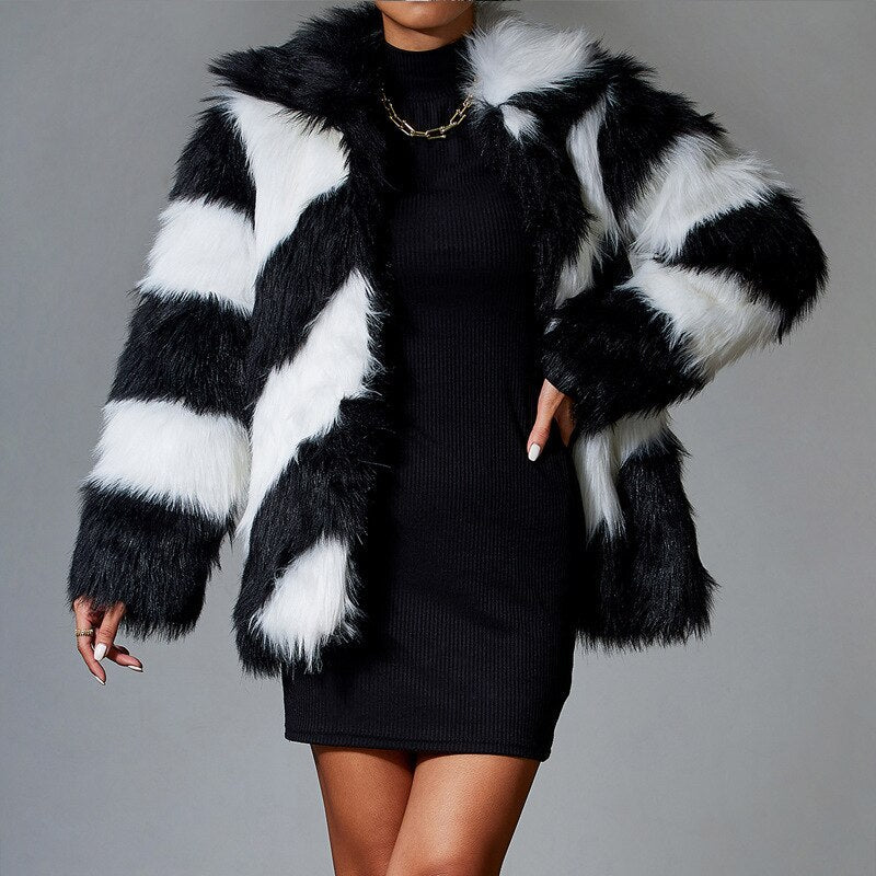 Sharon Tatem - Black Faux Rabbit Fur Coat - Artificial Fur Stitching - Turn-Down Collar - Plush Over Coat -