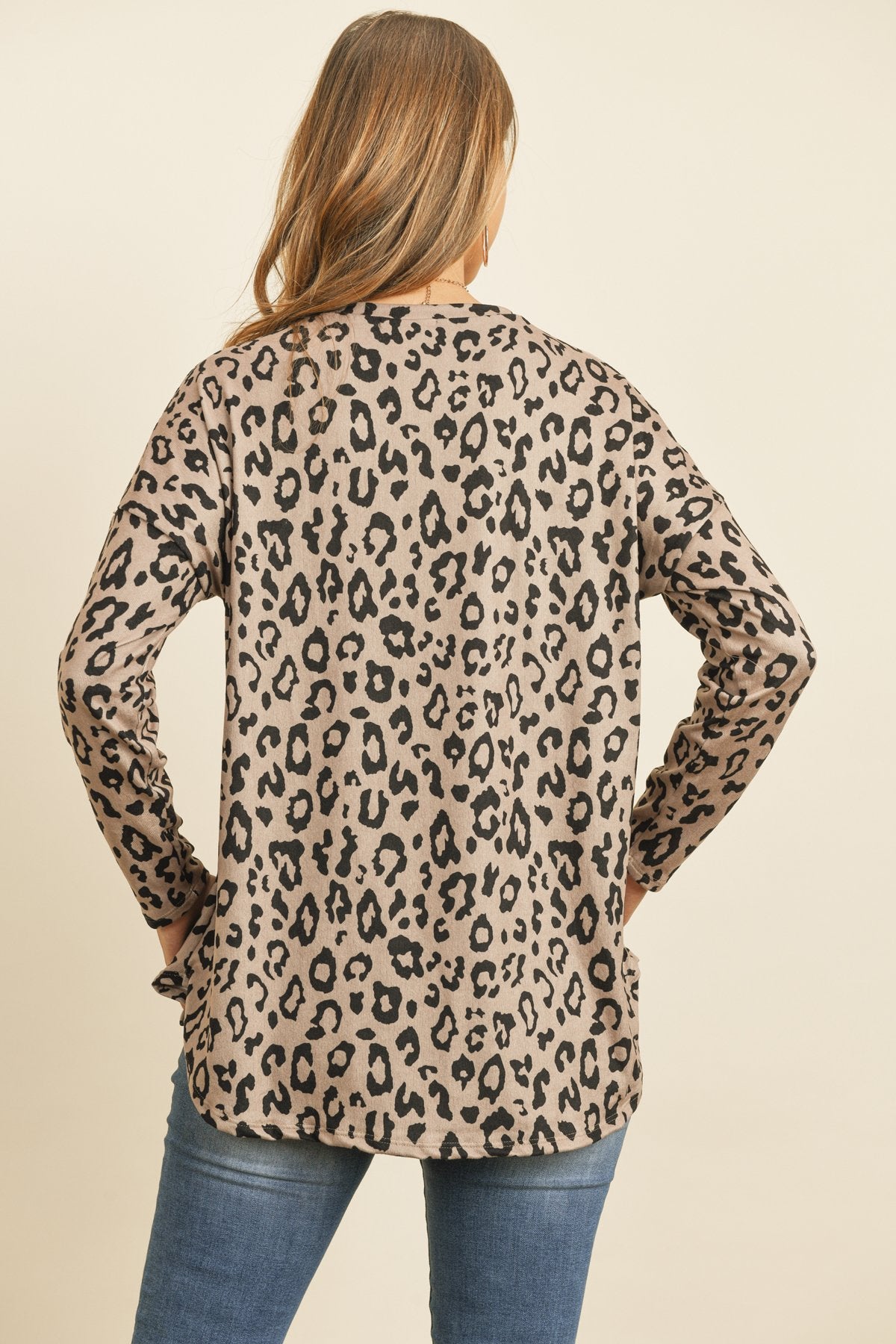 Riah Fashion - Long Sleeve Animal Print Rounded Hem Top - 2 COLORS -