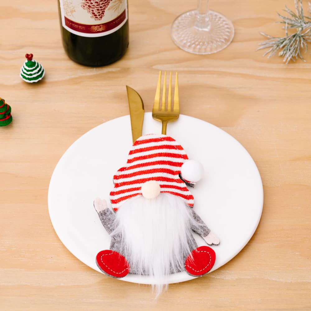 3-Piece Gnome Cutlery Holders - 6.7" - 3 PCS. - [5-10 DAY DELIVERY] - T -