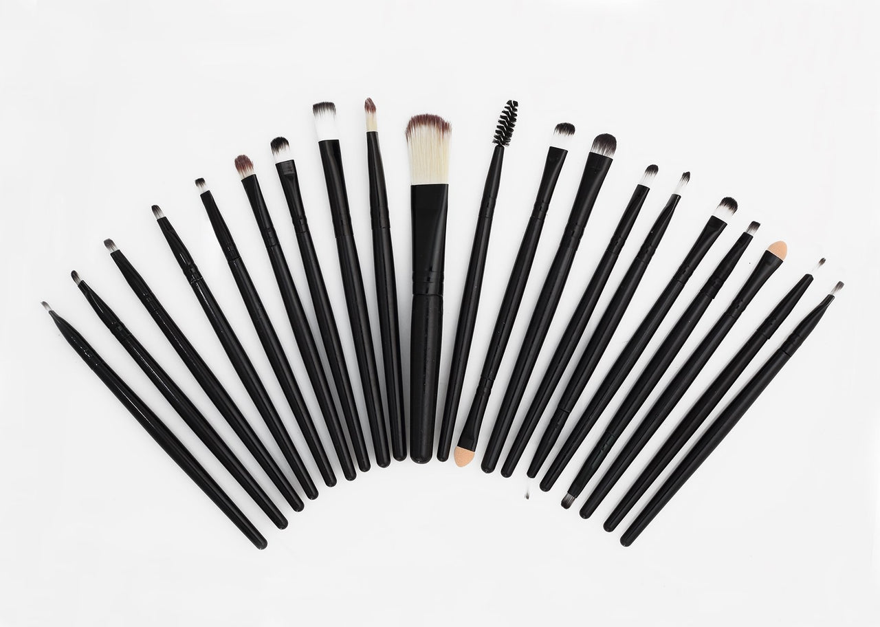 Savoy - Zaina Makeup Brush Set - Black - 20 PCS -