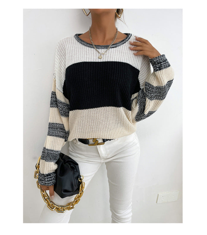 Women's Thin Pullover Round Neck Black and White Contrast Sweater - K - 1 COLOR -