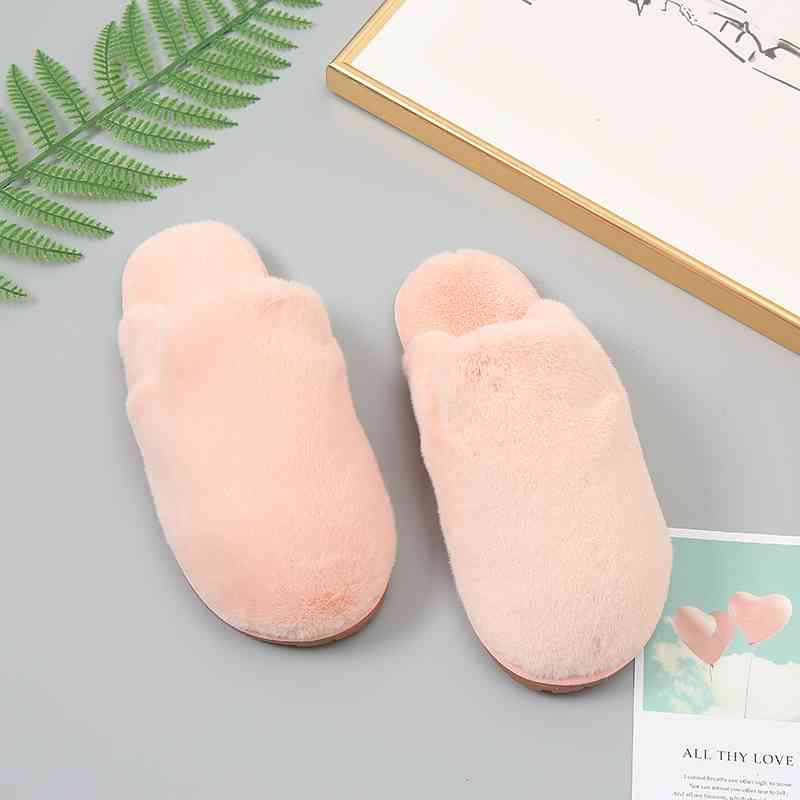 Faux Fur Slippers - T - 5 COLORS -