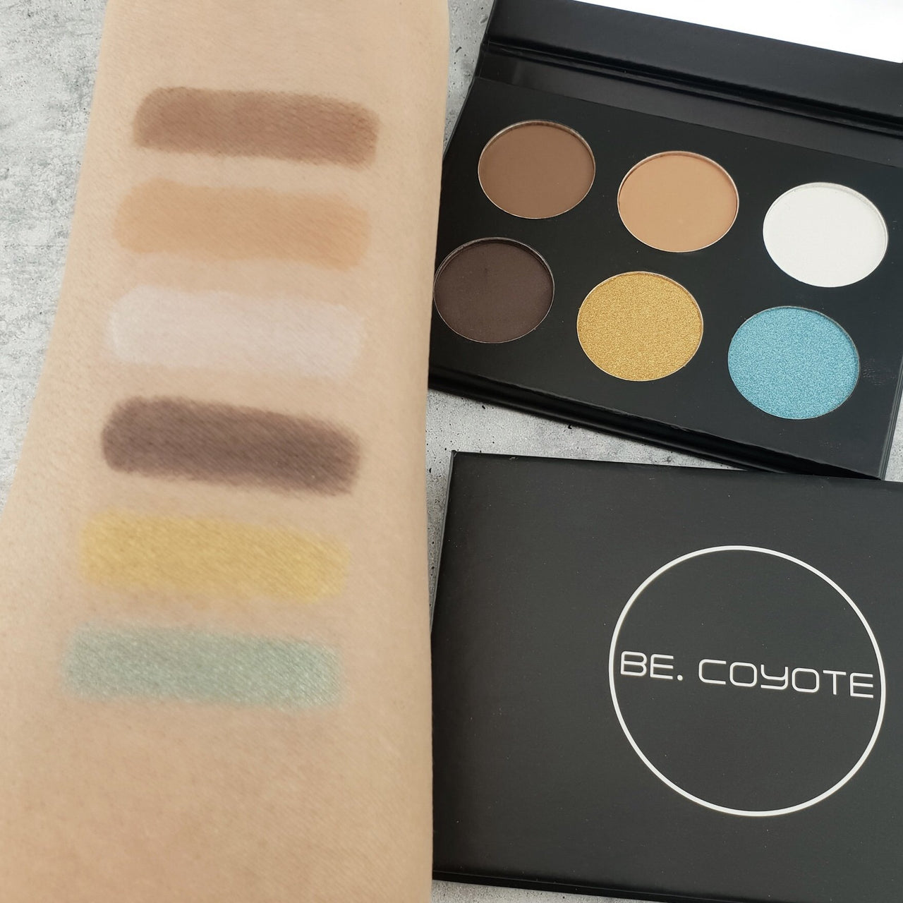 Silent Empire AU - Eyeshadow Palette "Magnetic Dreamer" -