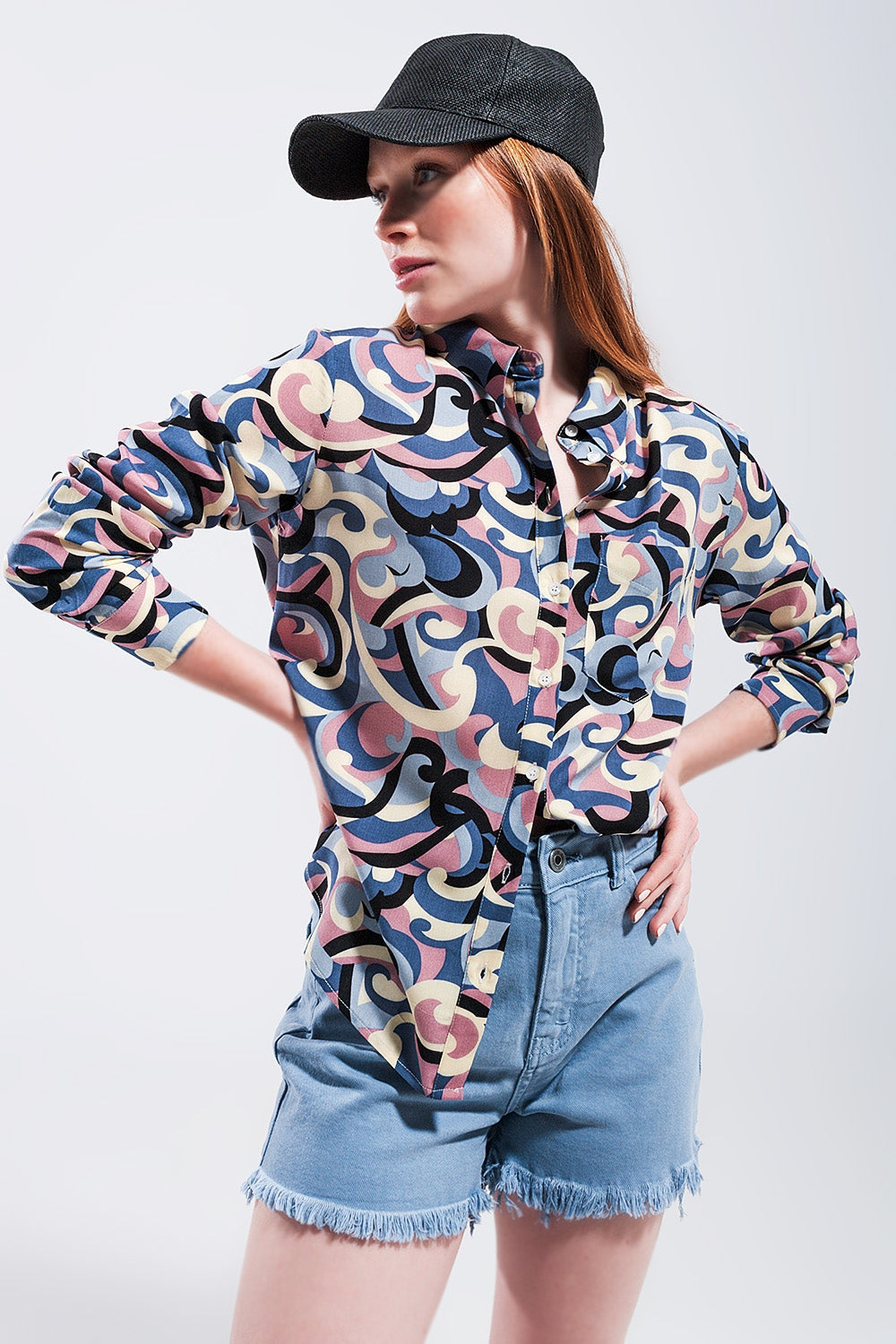 Q2 - Relaxed Shirt in 70s Retro Print - 1 COLOR -