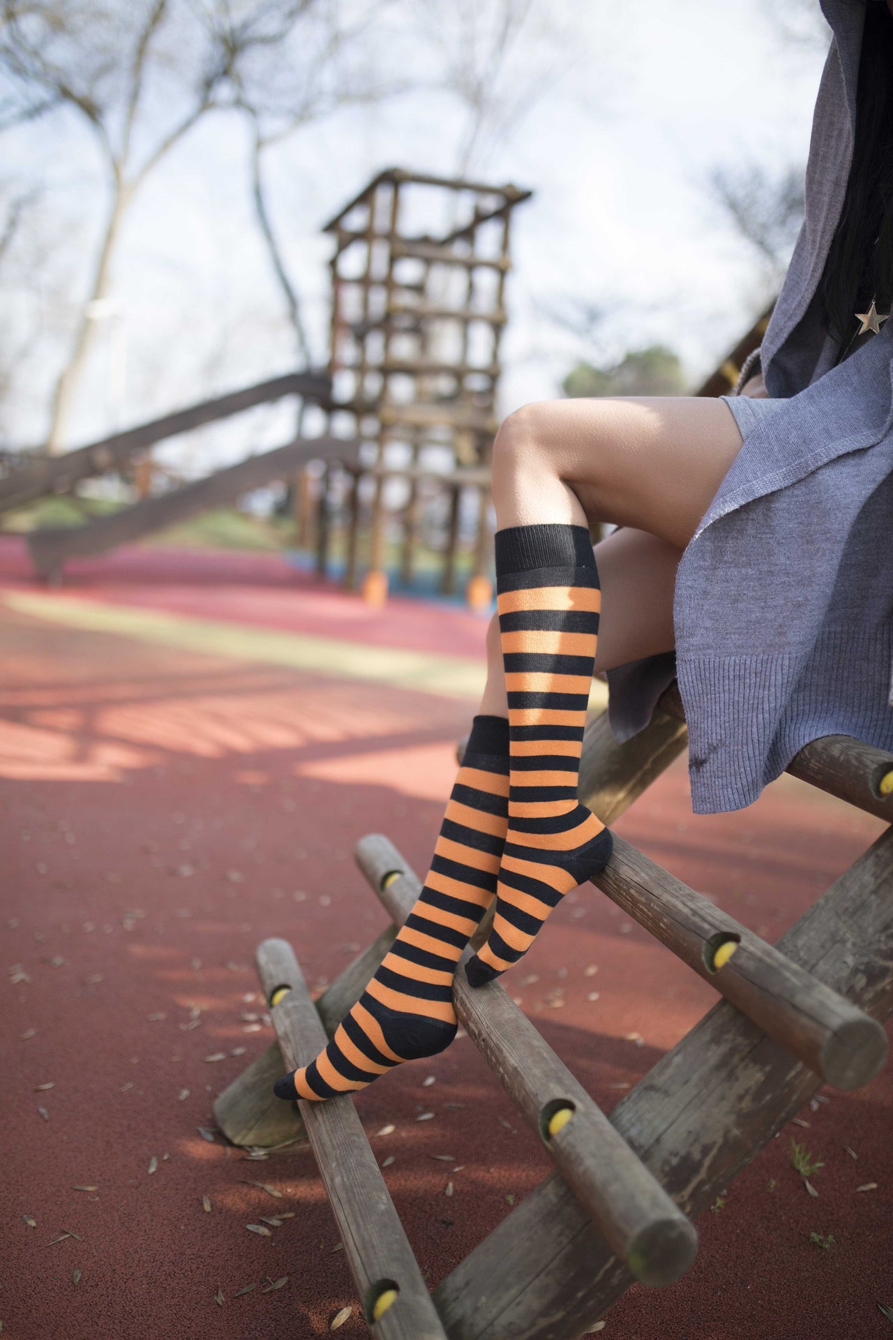 Women's Ginger Stripe Knee High Socks - 1 COLOR -