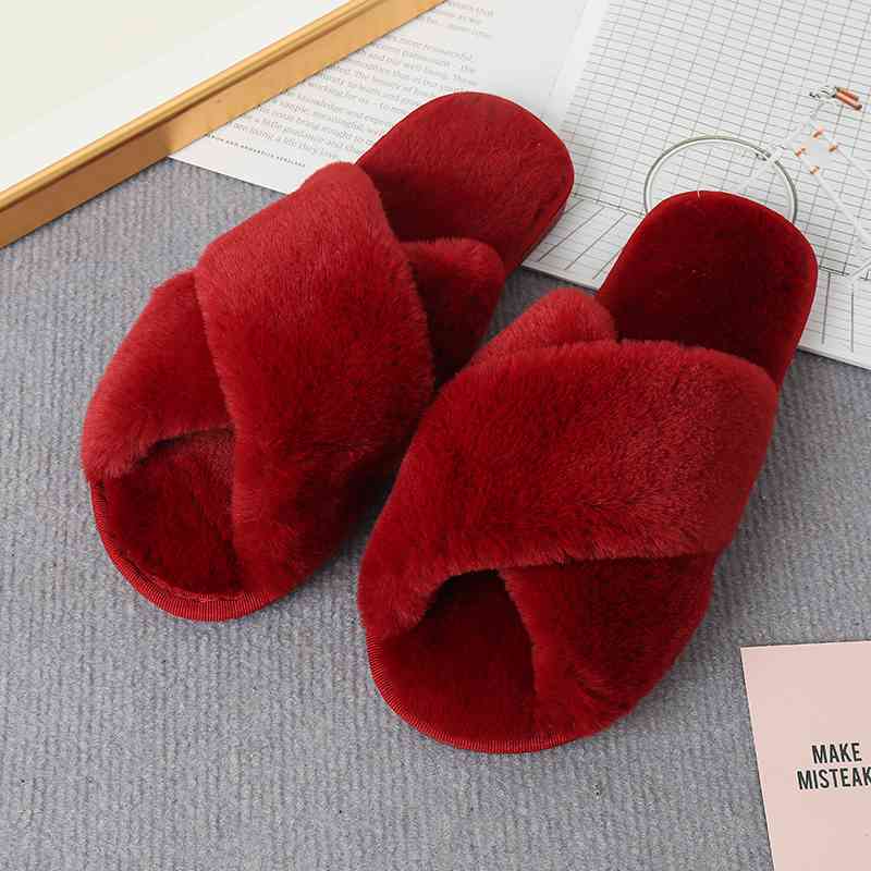 Faux Fur Crisscross Strap Slippers - T - 7 COLORS -