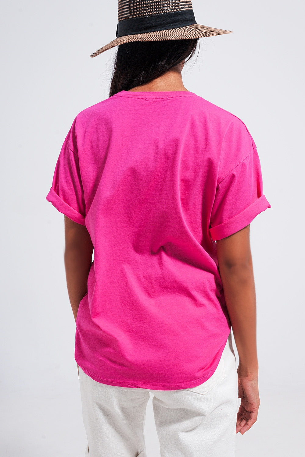 Q2 - T Shirt With "DAY DREAMER" Text Print in Fuchsia - 1 COLOR -