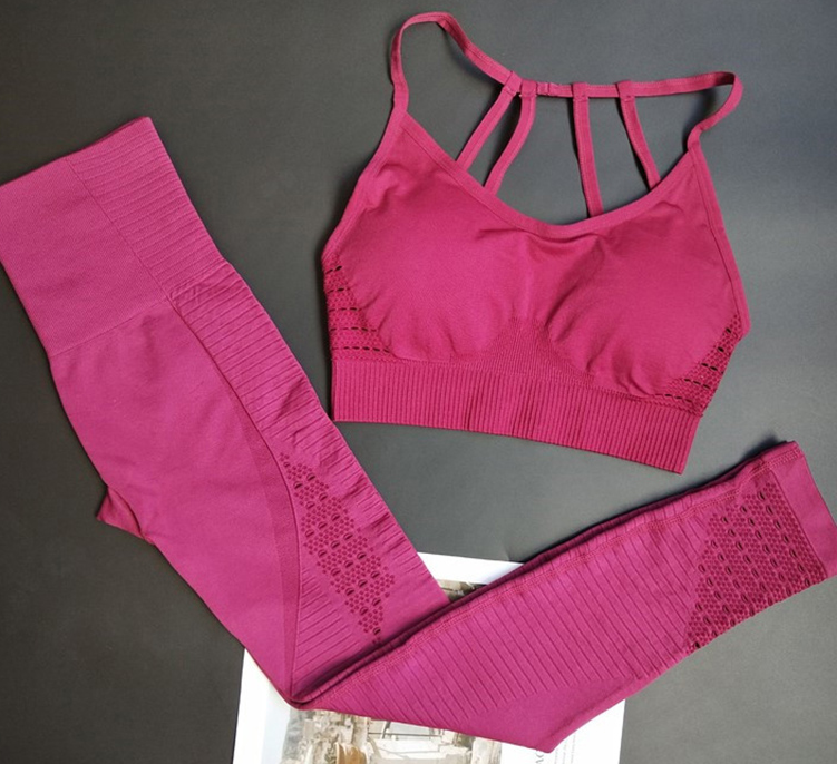 Savoy - Ketana Seamless Sports Bra With Cutouts in Burgundy - 1 COLOR -