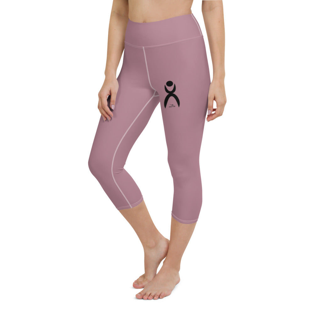 OOTO - GLYPHIC EN BLACK - (tapestry)Yoga Capri Leggings - 1 COLOR -