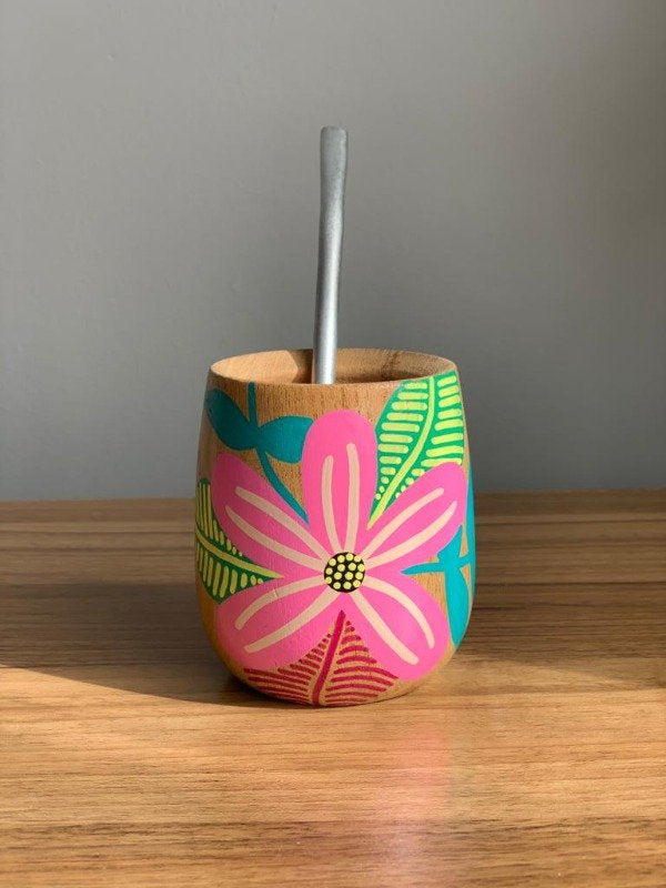 Wood Natural Creations - Handmade Solid Wood Hand Painted Cup - Flor Rosa -