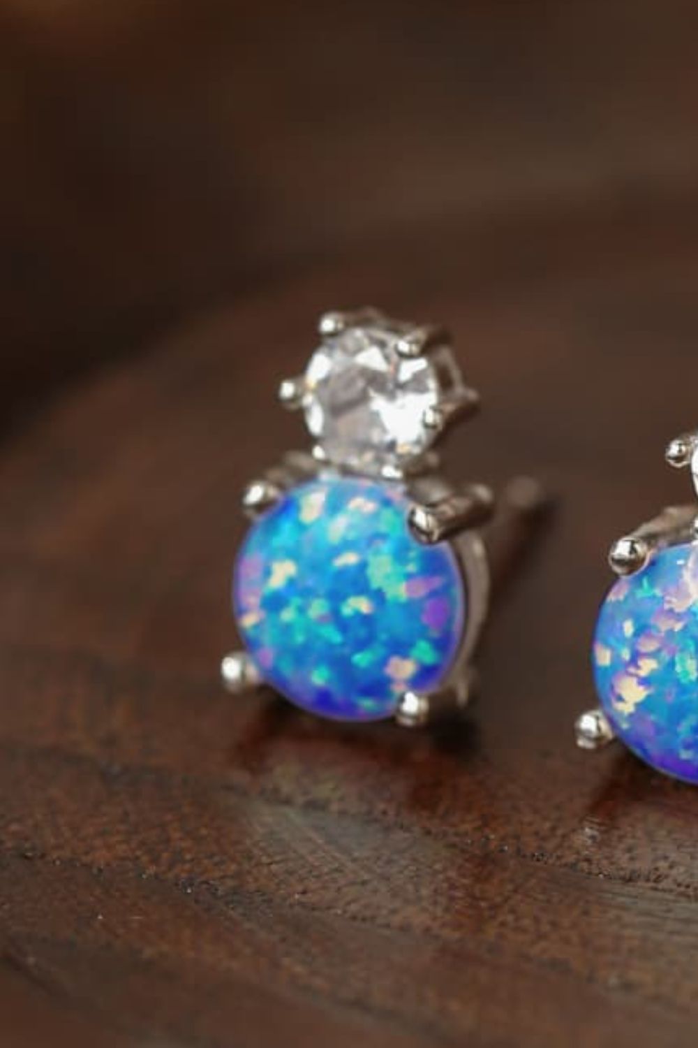 4-Prong Opal Stud Earrings - T - 2 COLORS -