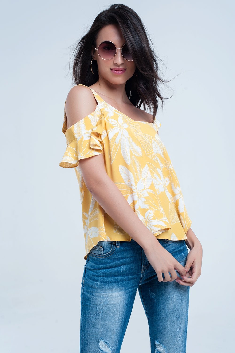 Q2 - Yellow Flower Top and Ruffles Detail - 1 COLOR