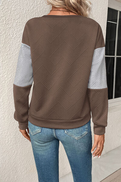 Textured Color Block Round Neck Sweatshirt - T - 4 COLORS -