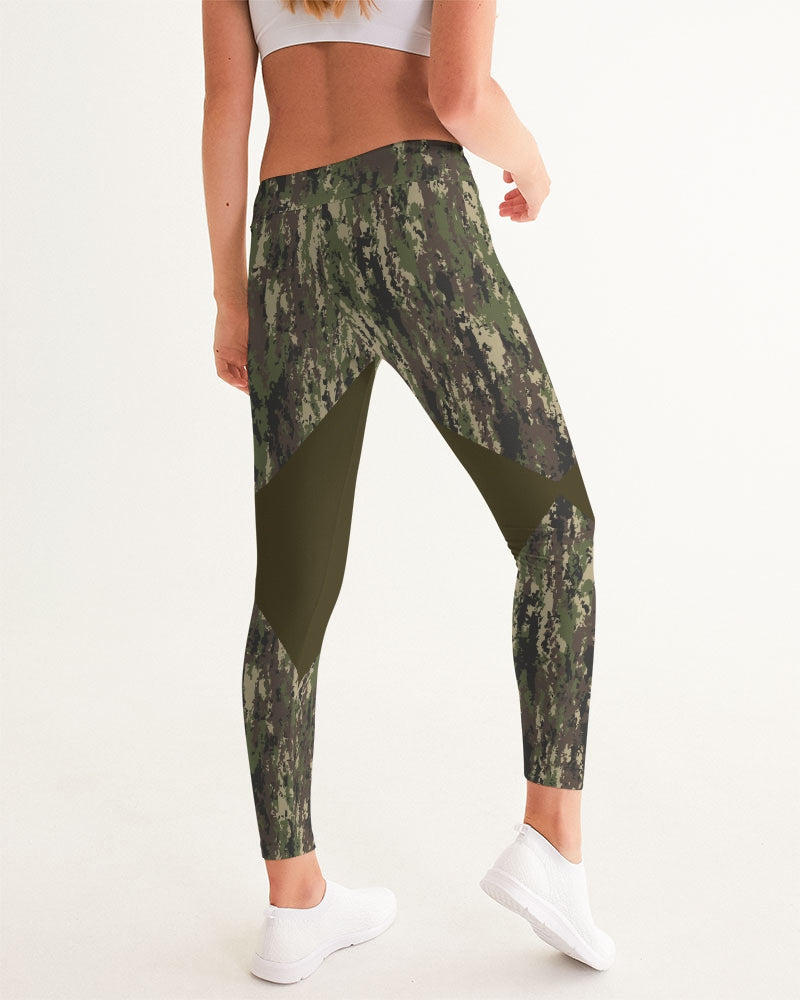 Chaluisant - Graphic Camo Women's Yoga Pants -