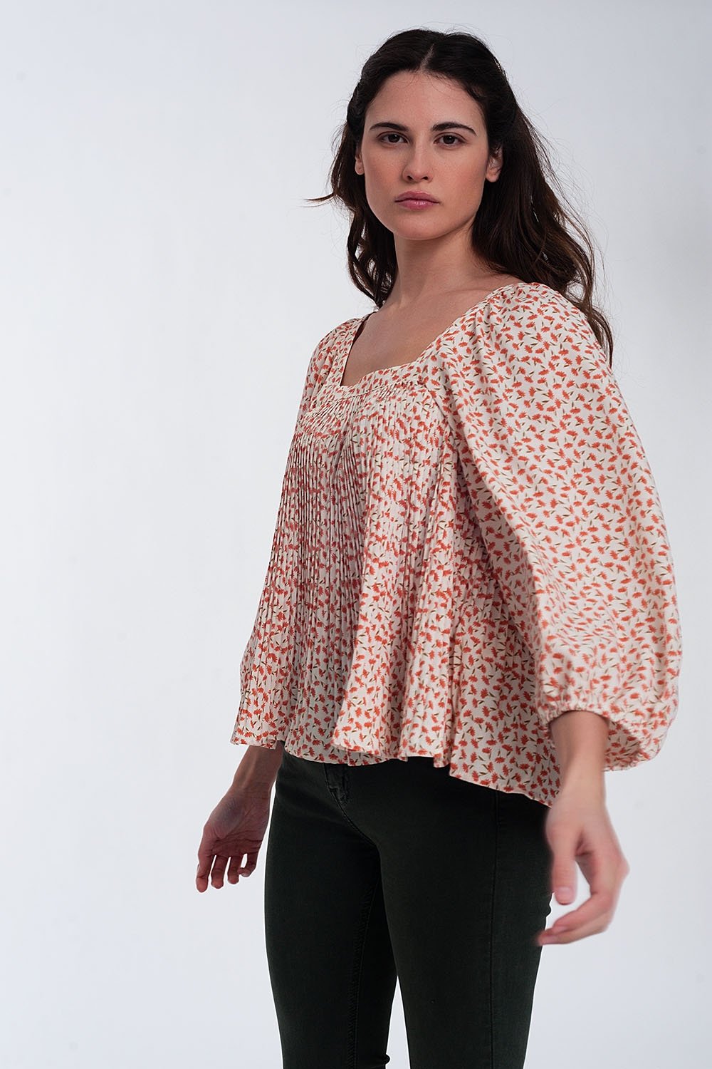 Q2 - Puff Sleeve Top With Square Neck in Coral Floral Print - 1 COLOR -