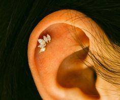 Royal Crystal Crown Cartilage Earring -