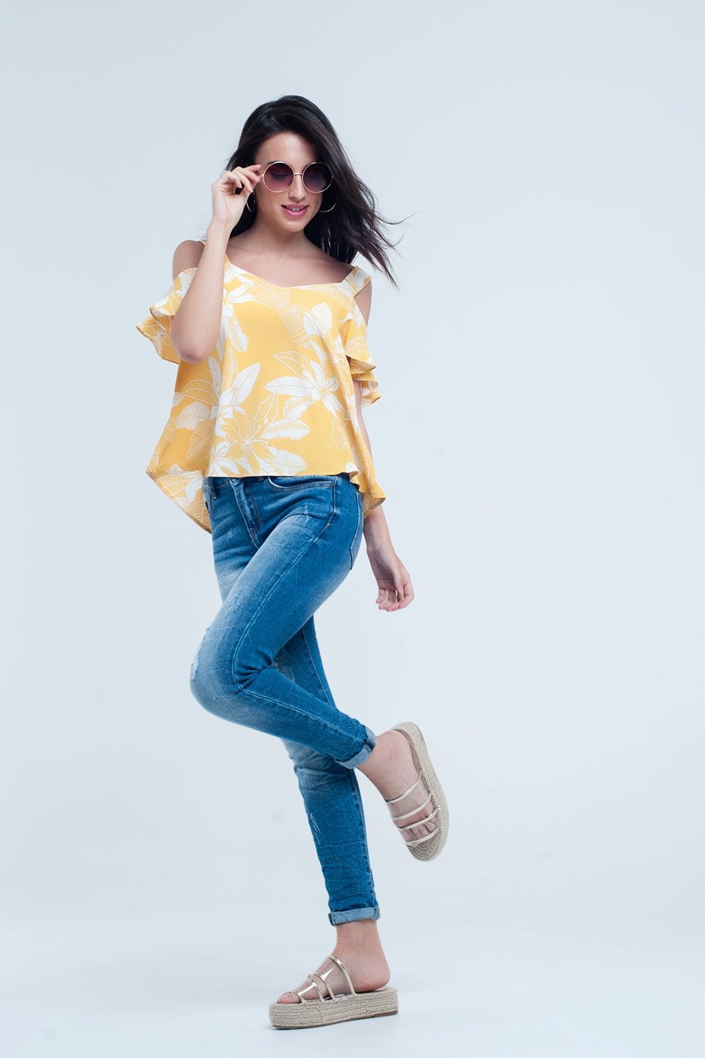 Q2 - Yellow Flower Top and Ruffles Detail - 1 COLOR