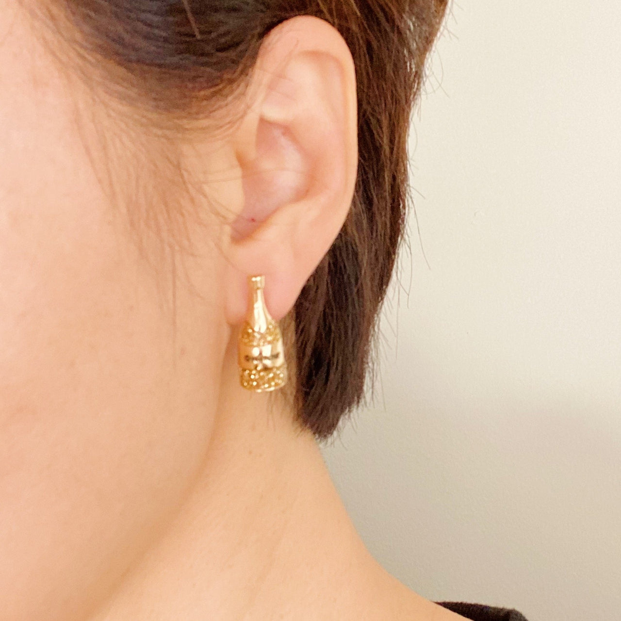 Pop the Shimmer Stud Earrings -