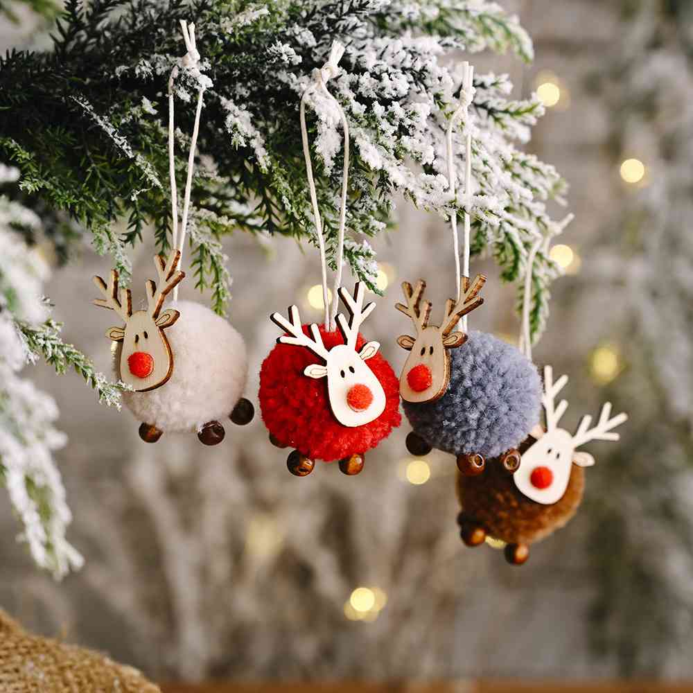 4-Piece Reindeer Hanging Ornaments - [5-10 DAY DELIVERY] - T - 4 PCS. -