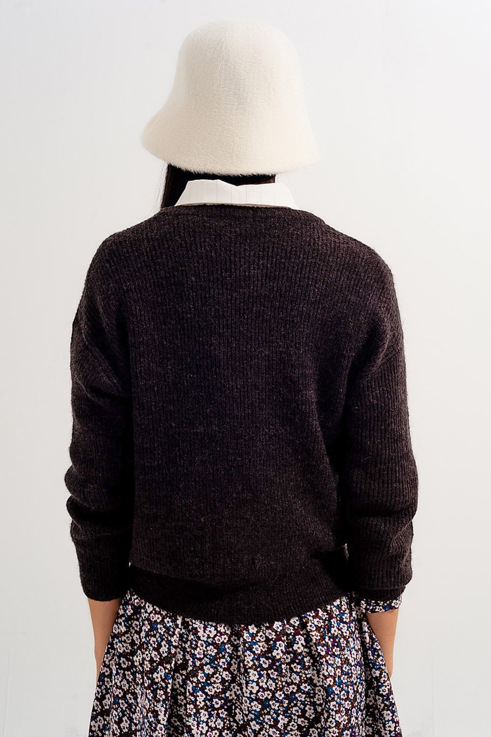 Q2 - Chocolate Crew Neck Jumper - 1 COLOR -