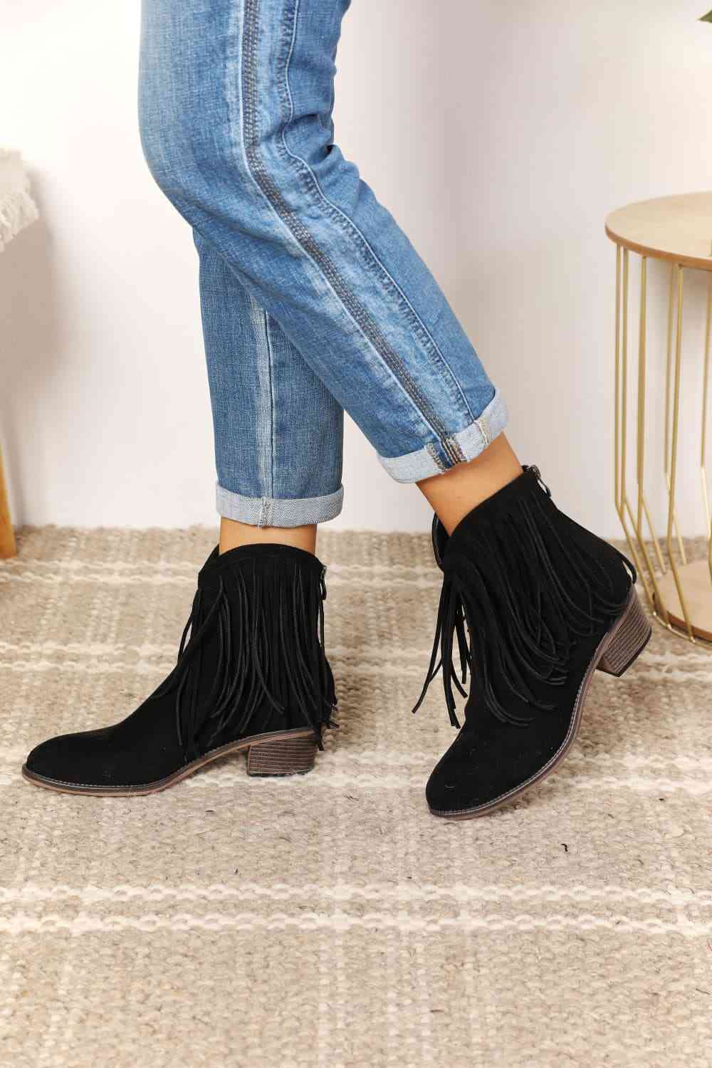 Faux Suede Legend Women's Fringe Cowboy Western Ankle Boots - T - 1 COLOR -