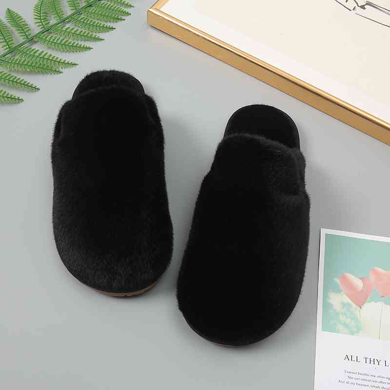 Faux Fur Slippers - T - 5 COLORS -