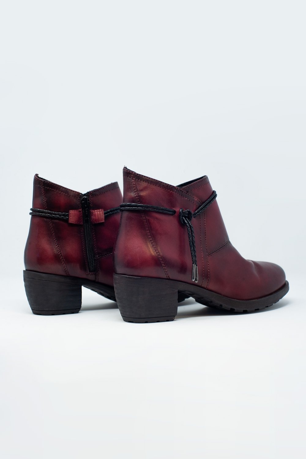 Q2 - Maroon Blocked Mid Heeled Ankle Boots With Round Toe - 1 COLOR -