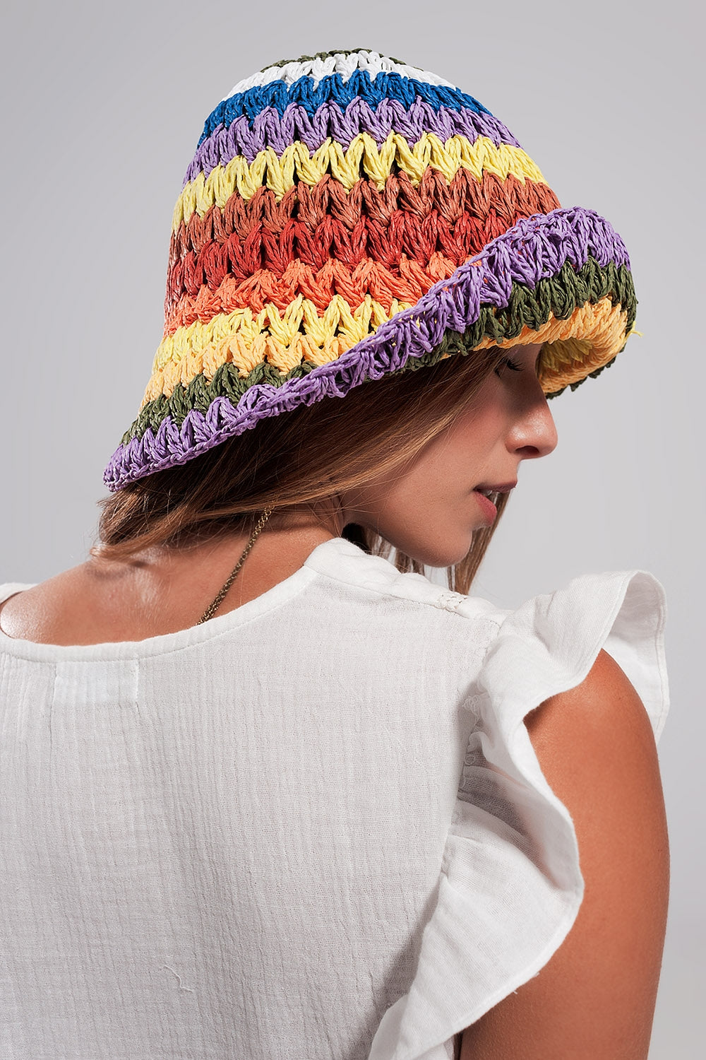 Q2 - Straw Bucket Hat in Rainbow -