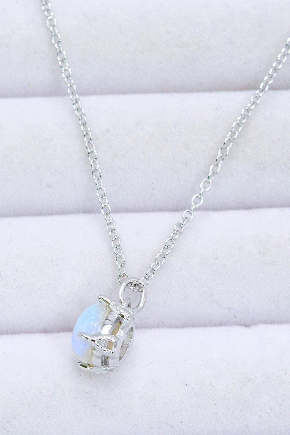 Natural 4-Prong Pendant Moonstone Necklace - T - 2 FINISHES -