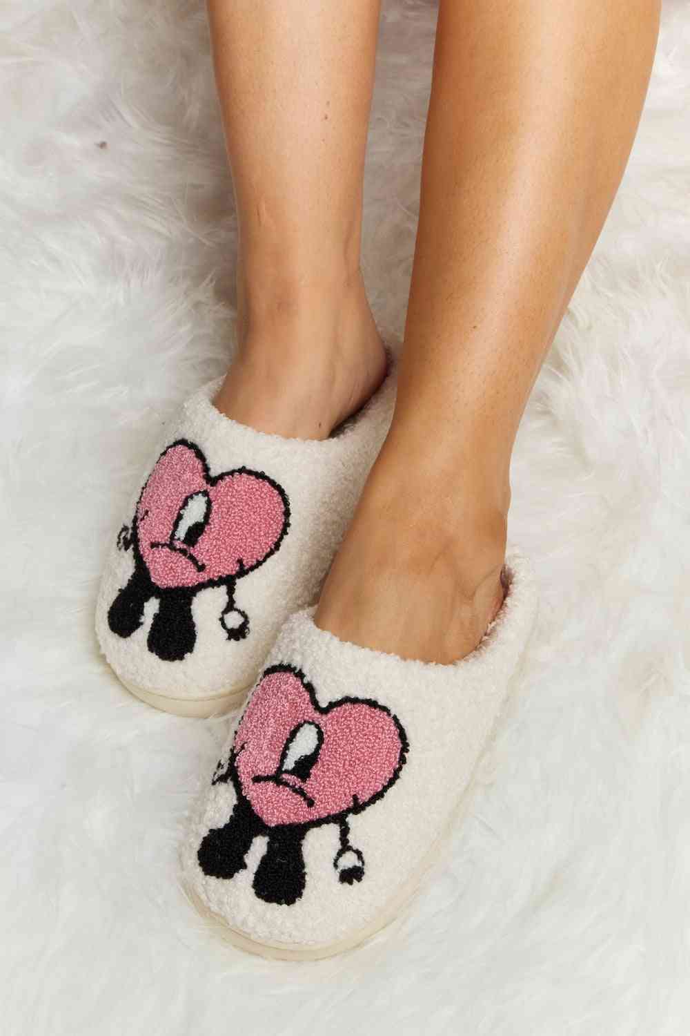 Melody Love Heart Print Plush Slippers - T - 2 COLORS -