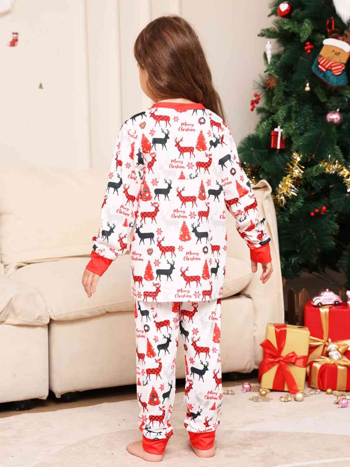 TODDLER Reindeer Print Top and Pants Set - T -