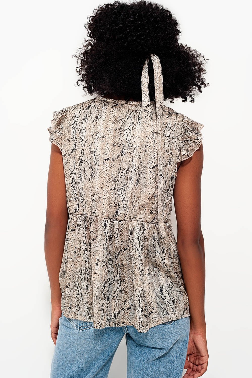 Q2 - Top With Snake Print and Ruffle Sleeve - 1 COLOR -