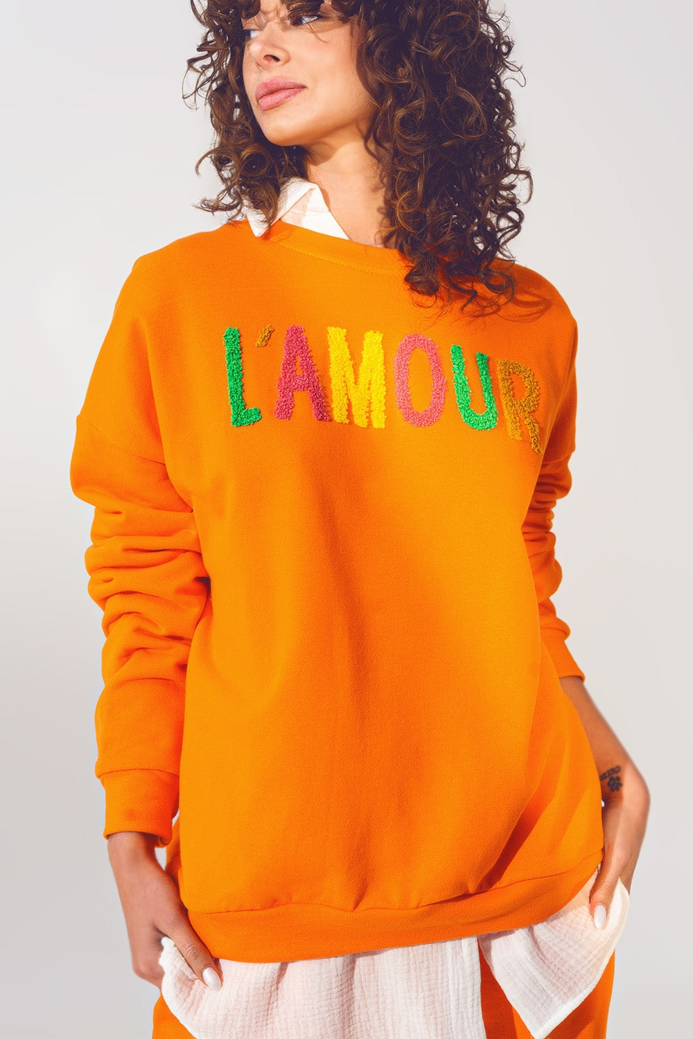 Q2 - l'Amour Text Sweater in Orange - 1 COLOR -