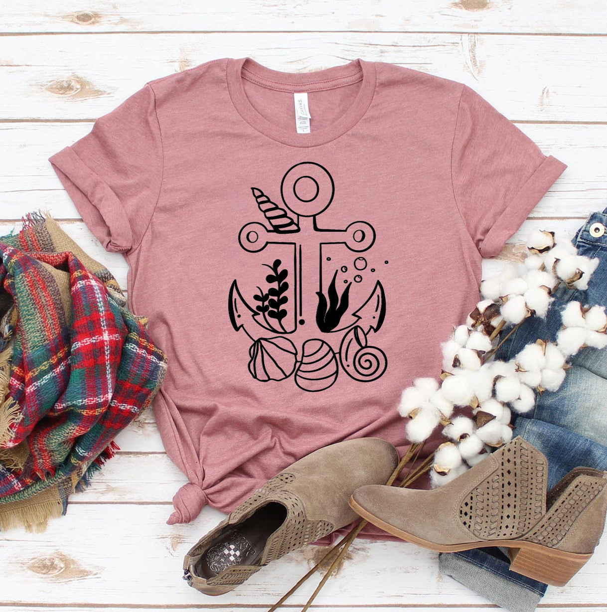 Anchor With Seashells T-Shirt - 12 COLORS -