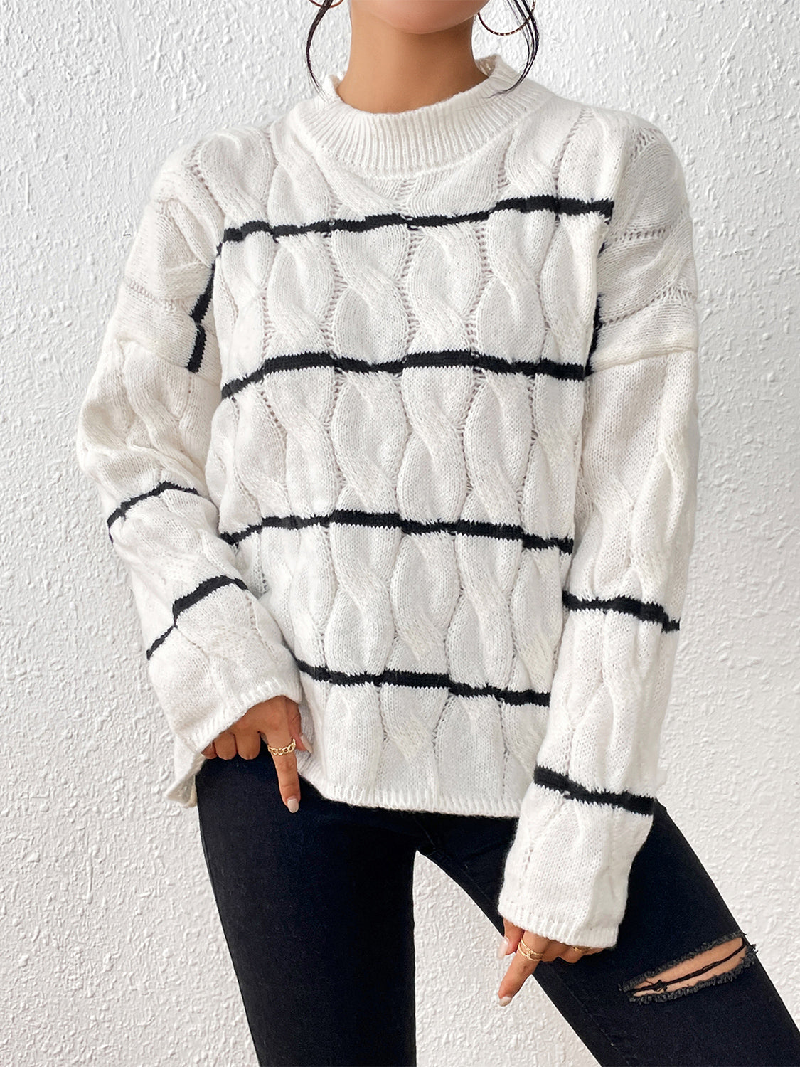 Striped Cable-Knit Sweater - T - 1 COLOR -