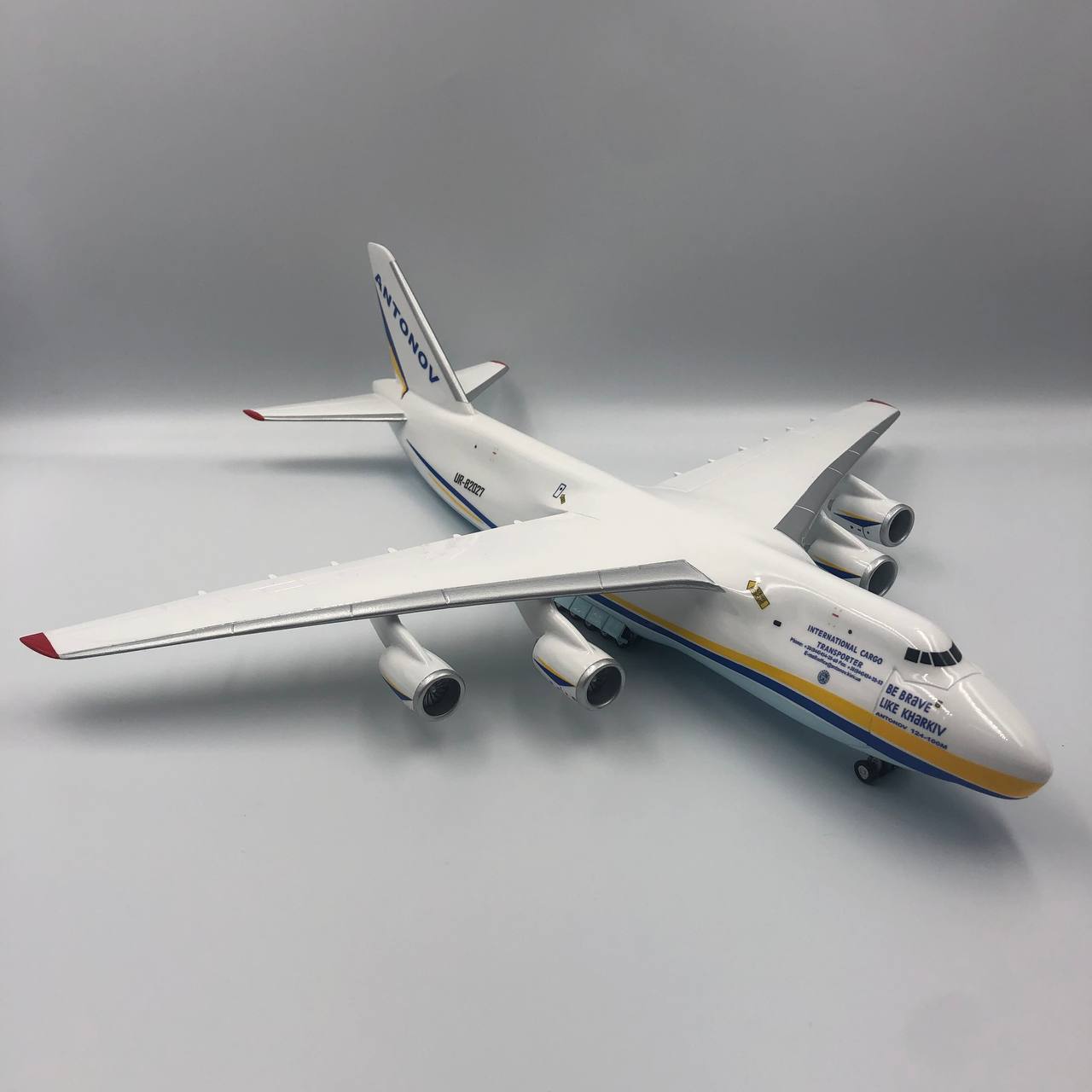 Ukranian Antonov An-124-100м Ur 82027 "Be Brave Like Kharkiv" -