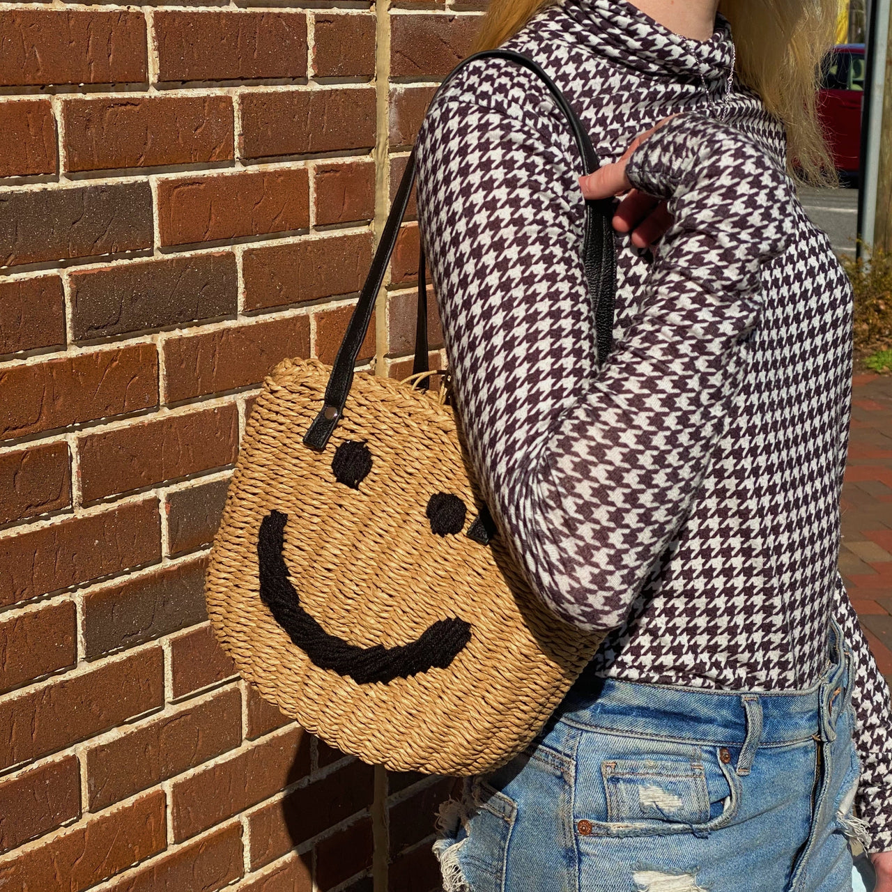 Ellison & Young - All Happy Vibes Bucket Bag - 1 BIG SMILE -