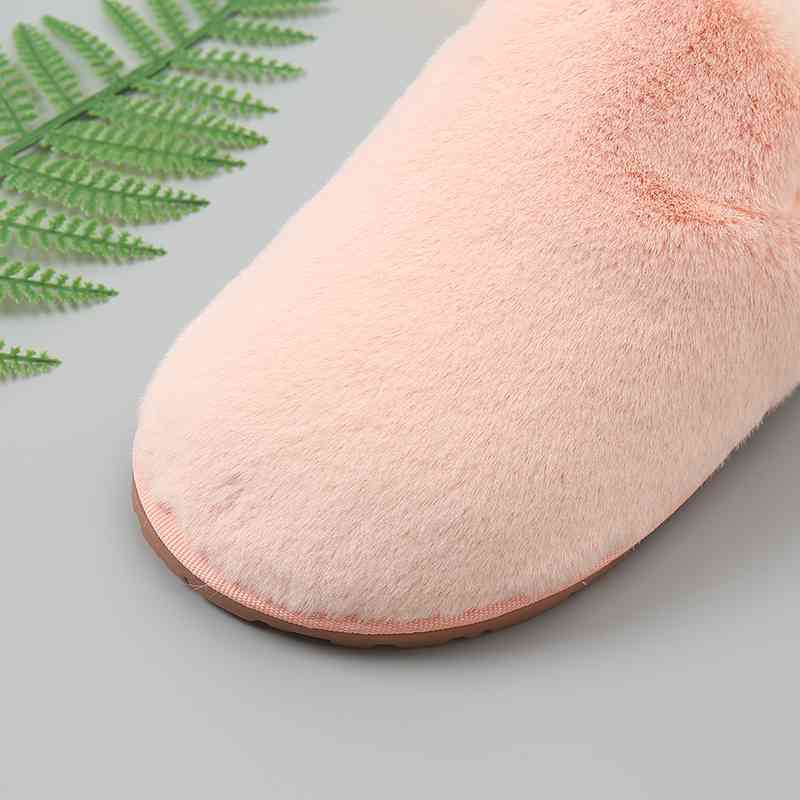 Faux Fur Slippers - T - 5 COLORS -