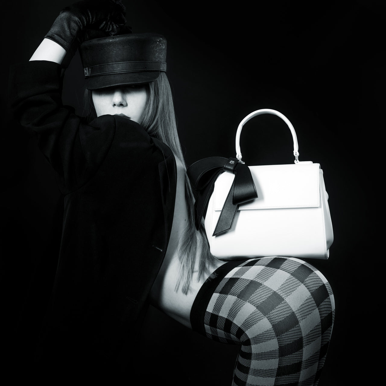 GUNAS NEW YORK - Cottontail - White+Black Vegan Leather Bag - 1 COLOR -