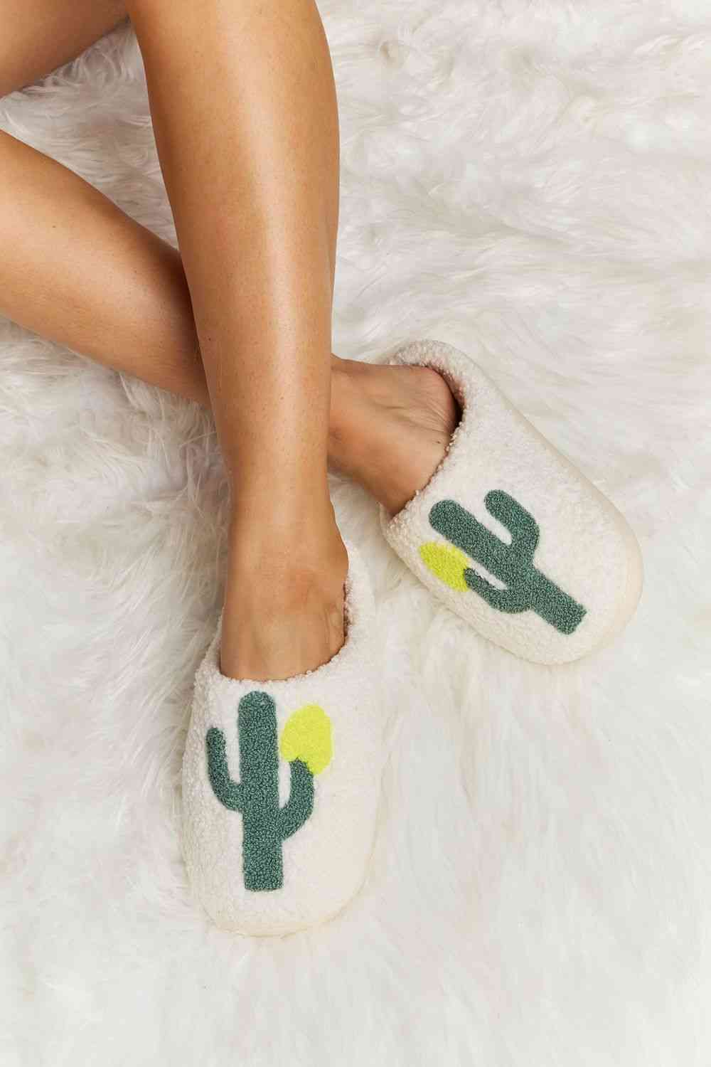 Melody Cactus Plush Slide Slippers - T - 1 COLOR -