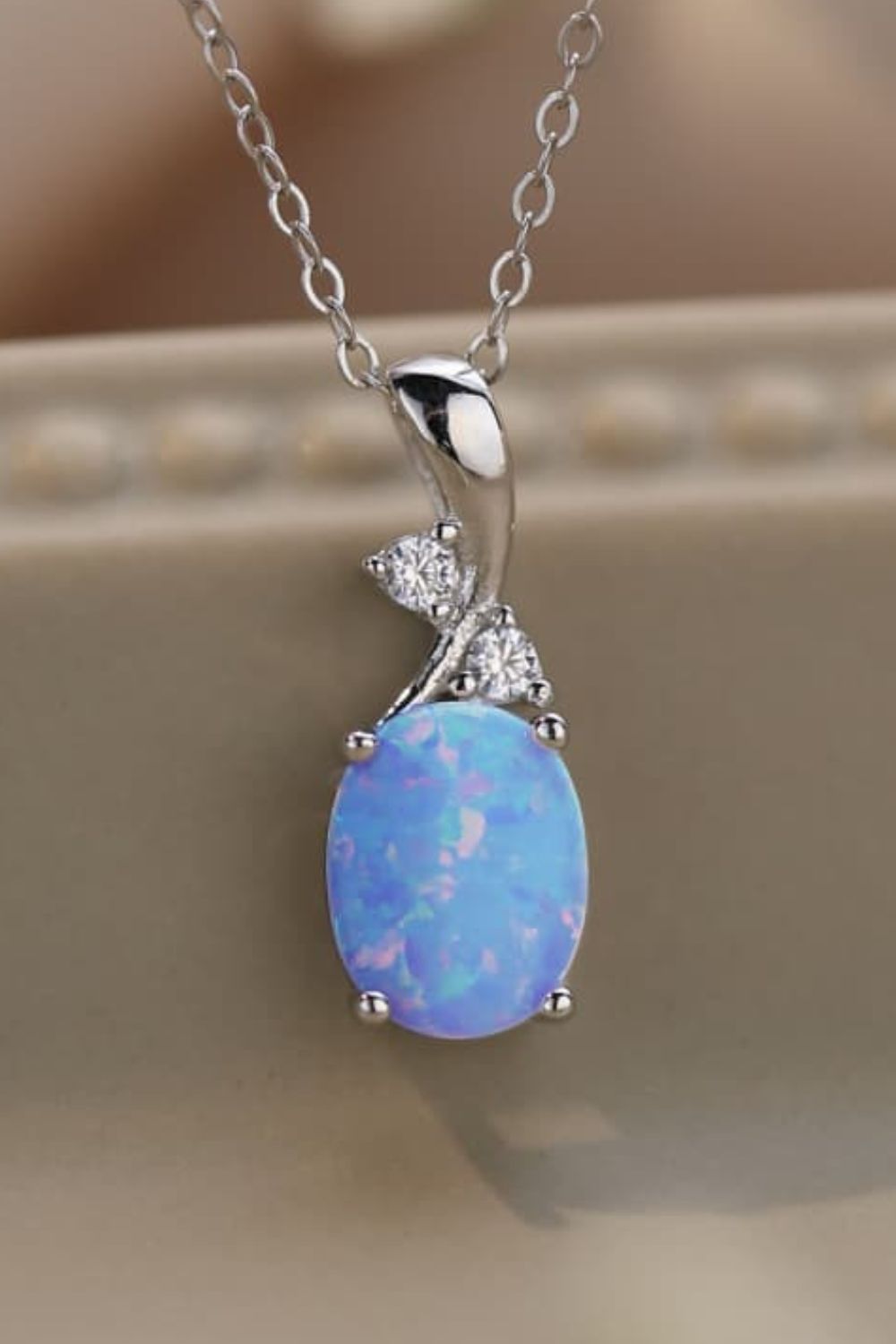 Opal Oval Pendant Chain Necklace - T - 2 COLORS -