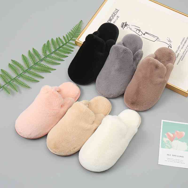 Faux Fur Slippers - T - 5 COLORS -