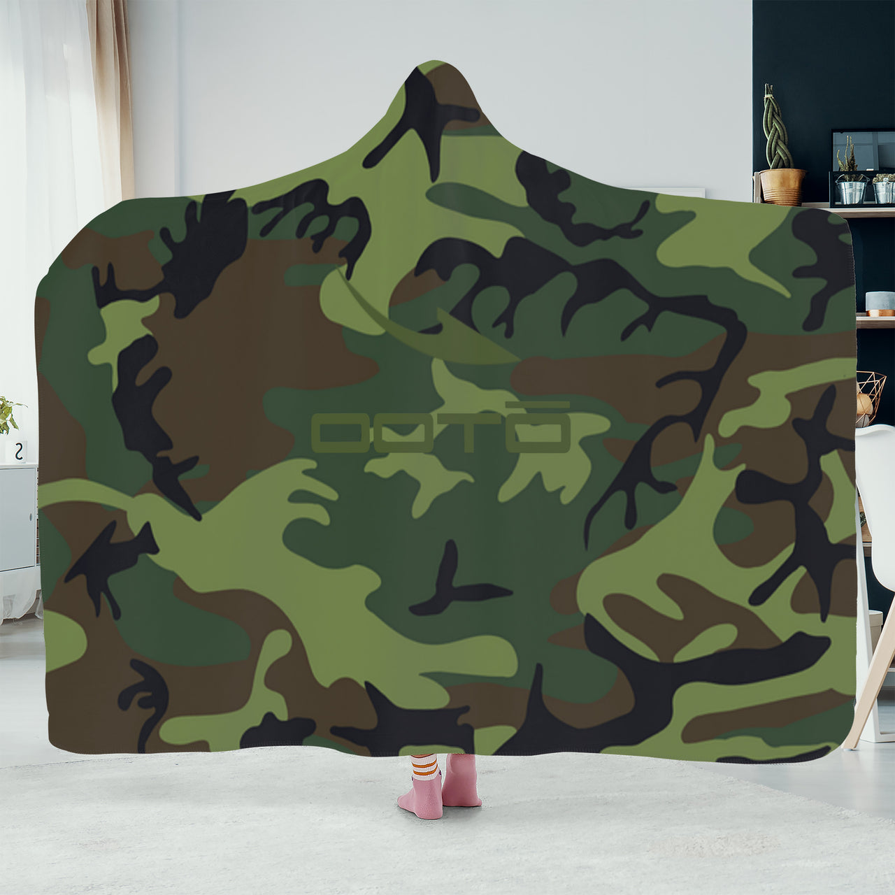 OOTO - CAMO - SF_F15 Hooded Blanket - 1 COLOR -