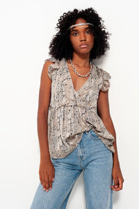 Thumbnail for Q2 - Top With Snake Print and Ruffle Sleeve - 1 COLOR -