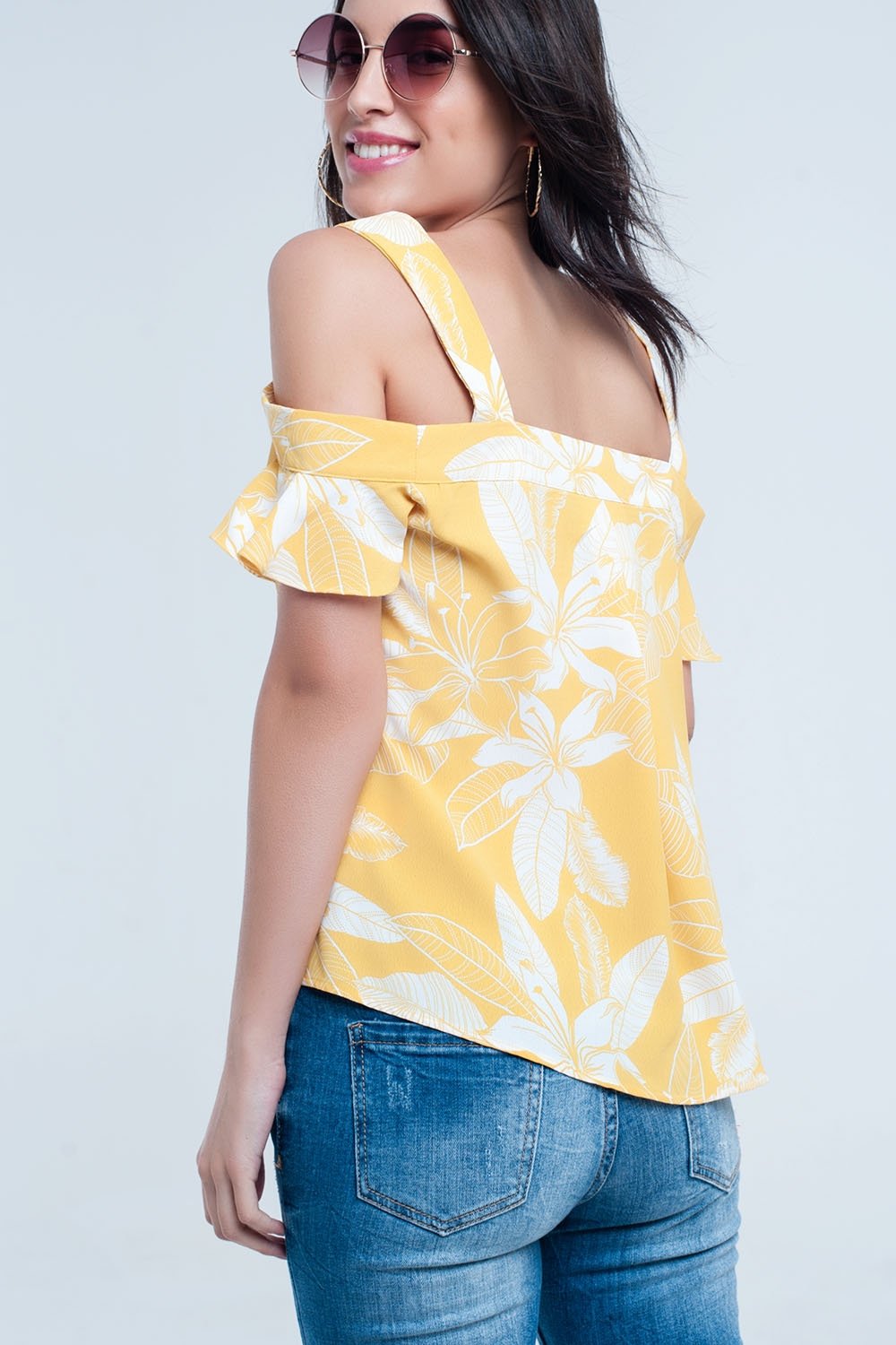 Q2 - Yellow Flower Top and Ruffles Detail - 1 COLOR