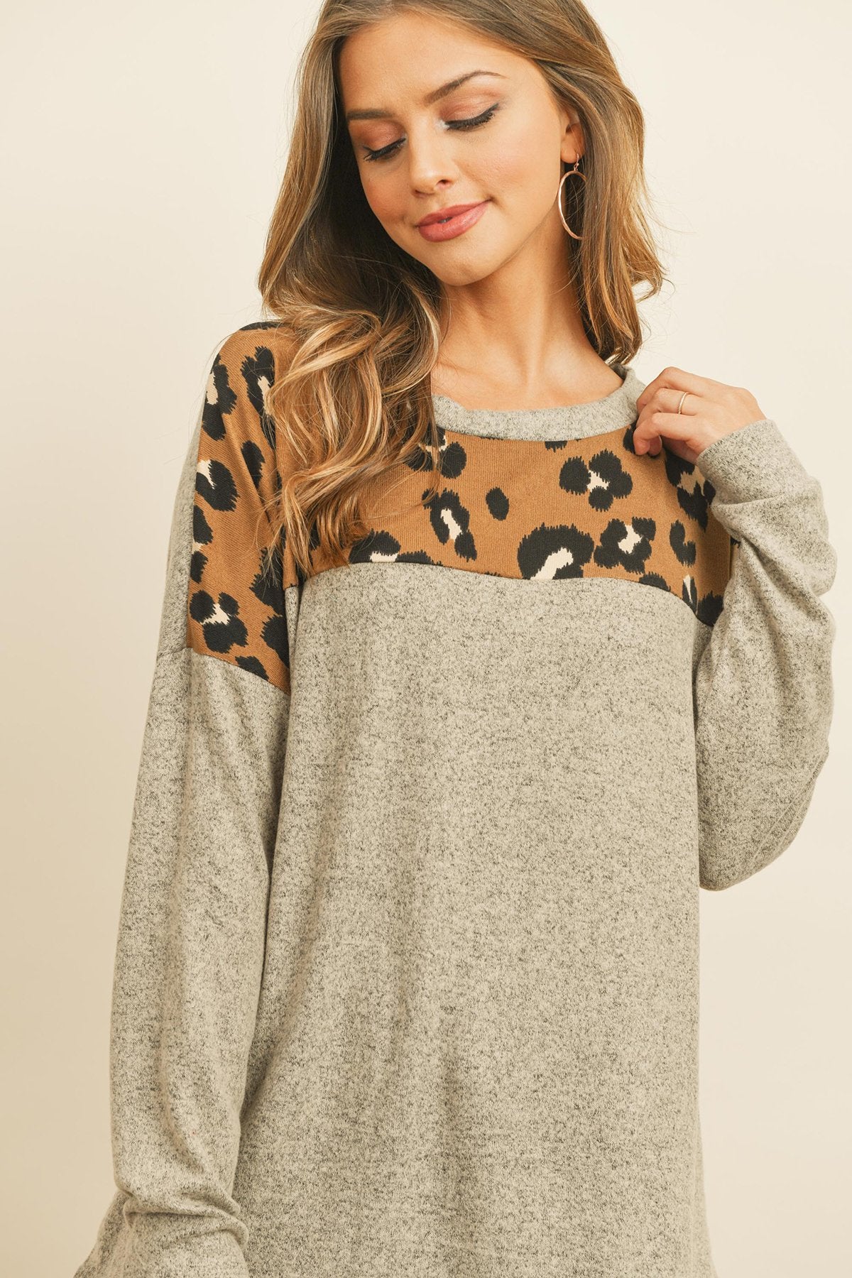 Riah Fashion - Long Sleeve Leopard Contrast Hacci Brushed Top - 3 COLORS -