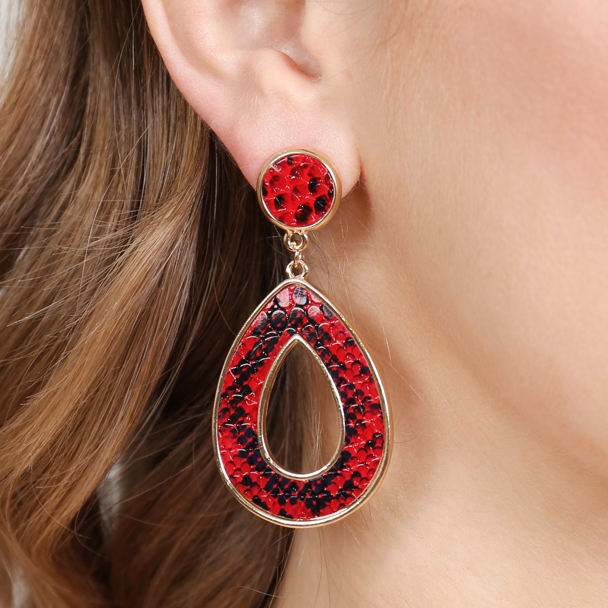 Linked Pear-Shape Snake Skin Printed Dangle Post Earrings - 7 COLORS -