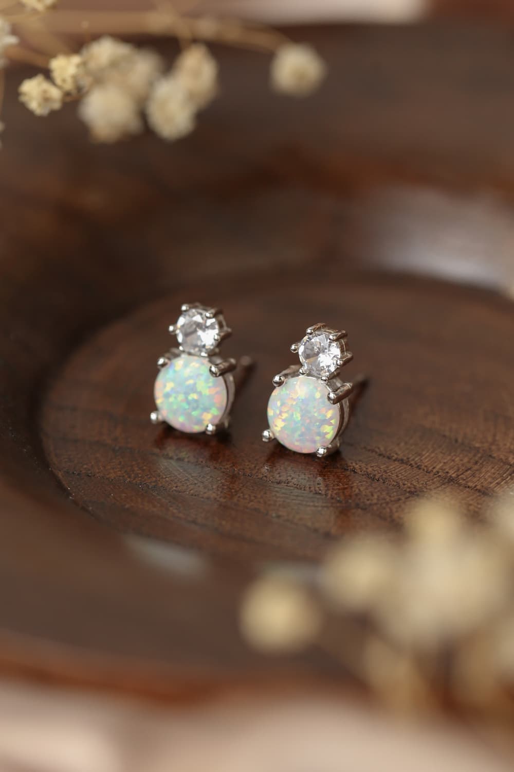 4-Prong Opal Stud Earrings - T - 2 COLORS -