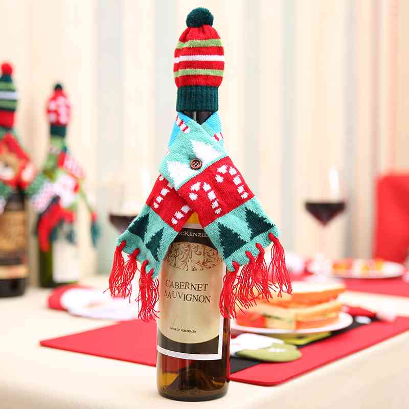 Christmas Hat and Scarf Wine Bottle Decoration - [5-10 DAY DELIVERY] - T - 3 TYPES/STYLES -