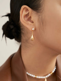 Thumbnail for Dainty Raindrop Pearl Earrings